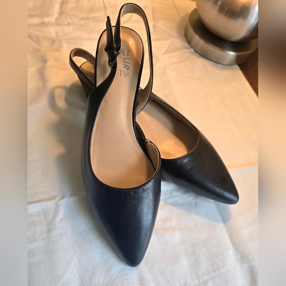 Naturalizer Leather Pointed-Toe Slingback Heels
